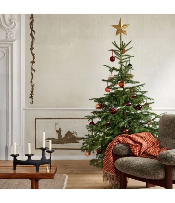 Nedre Foss  Nedre Foss Nunatak Kandelaar gietijzer