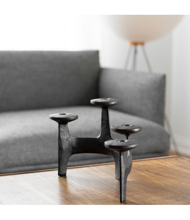 Nedre Foss  Nedre Foss Nunatak Kandelaar gietijzer