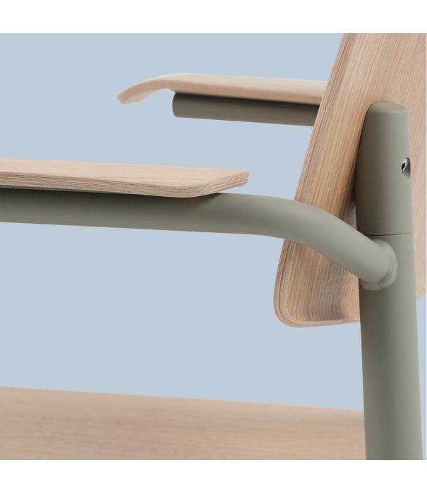 Muuto Loft Stoel met armleuning