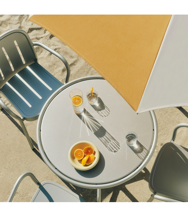 Hay  Hay Deville Bistro Table round