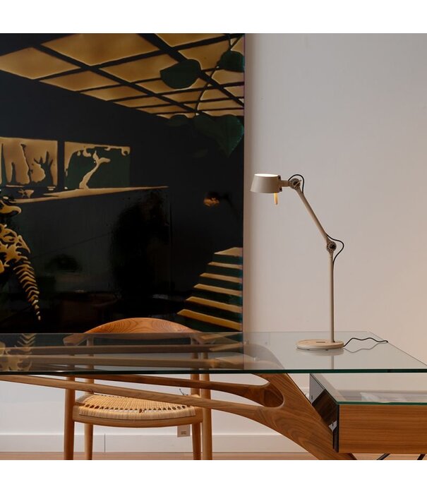 Tonone  Tonone bolt10 desk black cords