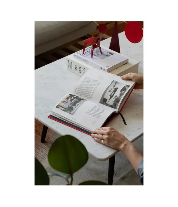 Vitra  Vitra Eames & Vitra Overzichtsboek