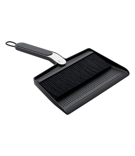 Vipp 274 Broom and dustpan