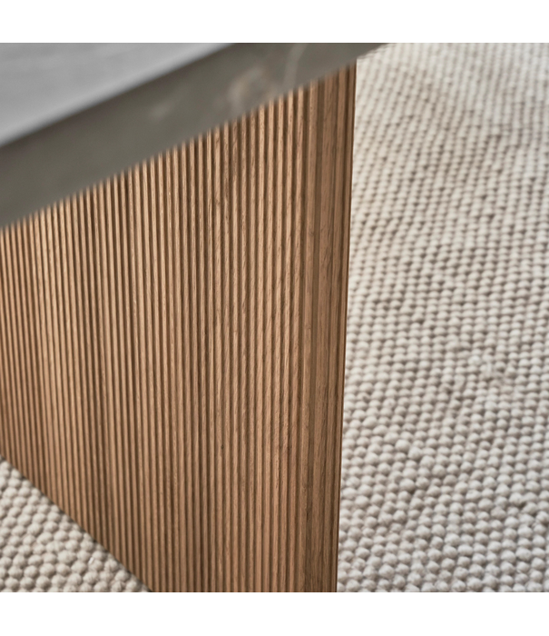 Vipp  Vipp 496 Cabin Square tafel kalksteen top, donker eiken