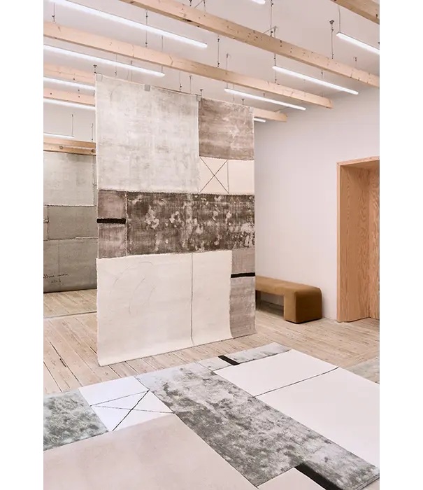 Layered  Layered - Simon Mullan Patch Work Rug / Lenzing Viscose , Wool