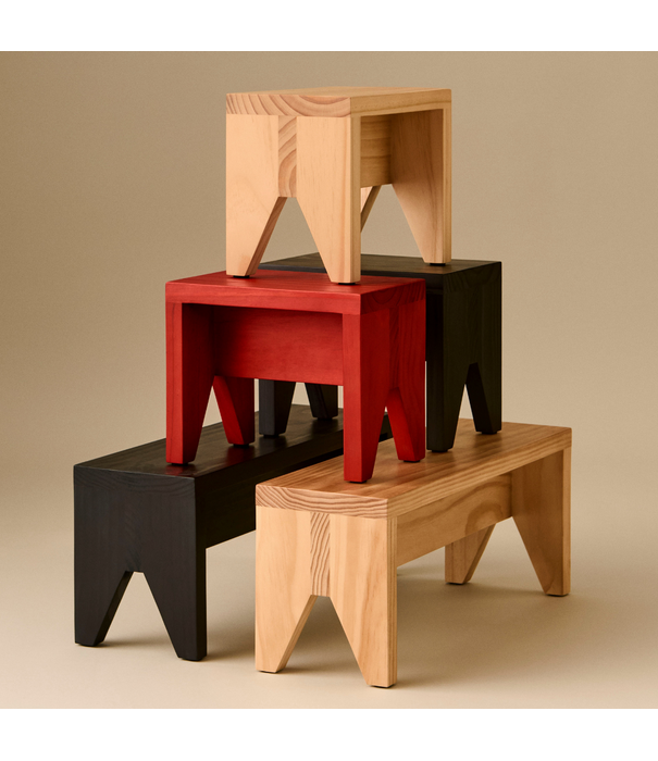 Hay  Hay Manolito Stool