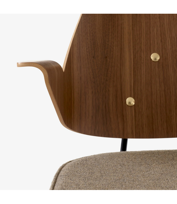 &Tradition RFH RD7 armchair beech / walnut, walnut and beech veneer