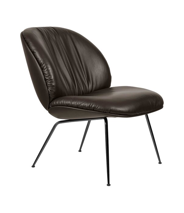 Gubi  Gubi Beetle lounge stoel volledig gestoffeerd / Leer / voet zwart
