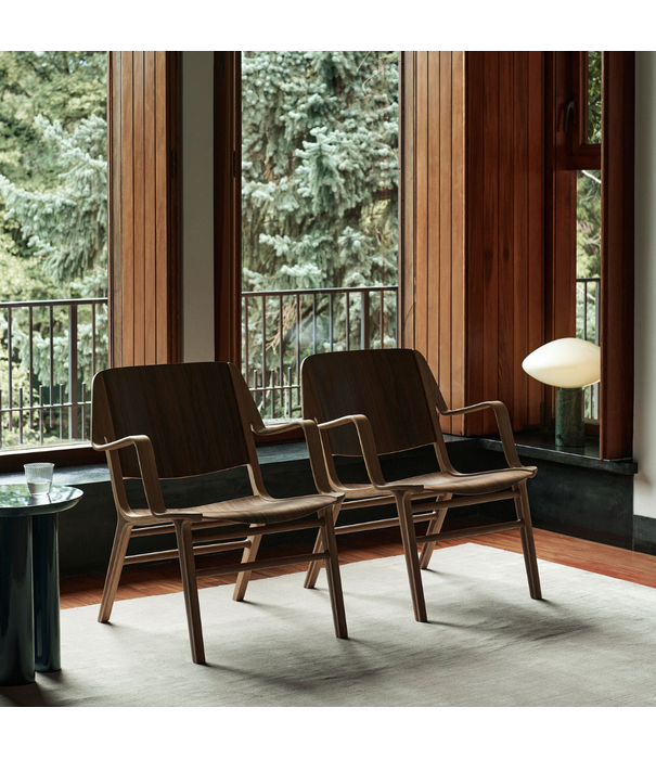 &Tradition &Tradition AX HM11 lounge chair with armrest