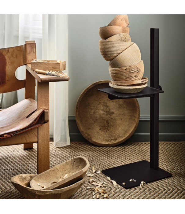 String  Furniture String  Museum side table black