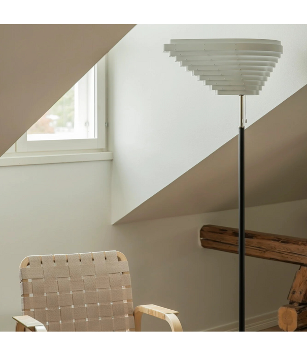 Artek  Artek A805 Floor lamp “Angel Wing”