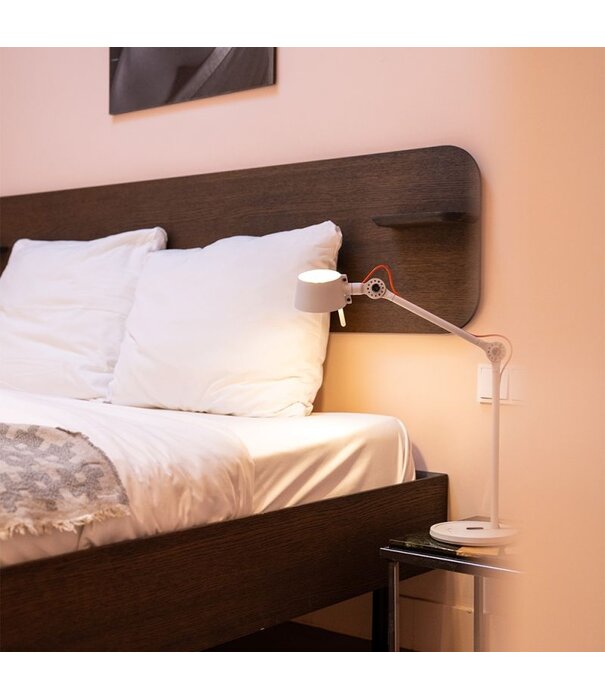 Tonone  Tonone bolt10 desk orange cords