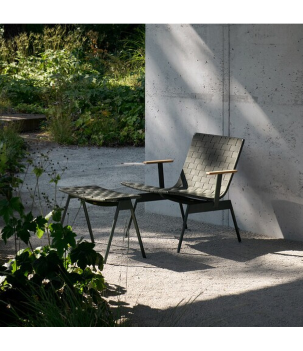 &Tradition Ville AV45 outdoor lounge armchair
