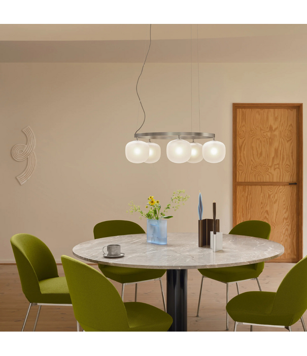 Muuto Rime Chandelier, gezandstraald glas