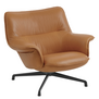 Muuto Doze Lounge Stoel Low Back cognac Refine leer, black swivel