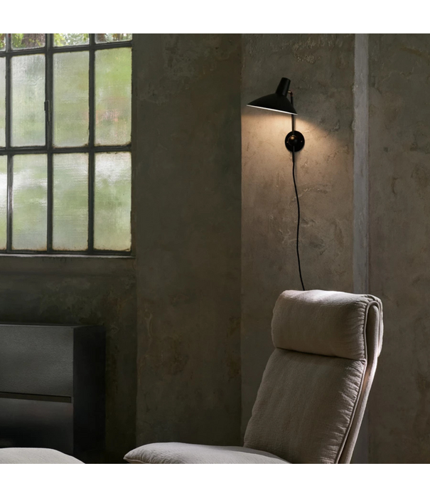 &Tradition HM12 Tripod Wandlamp