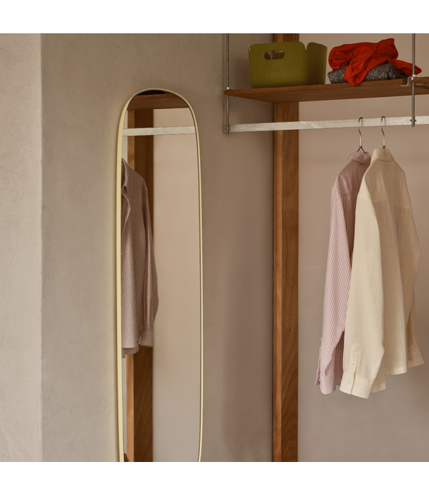 Muuto Framed mirror large - grey