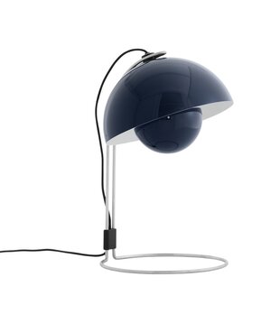 &Tradition Flowerpot VP4 Table Lamp