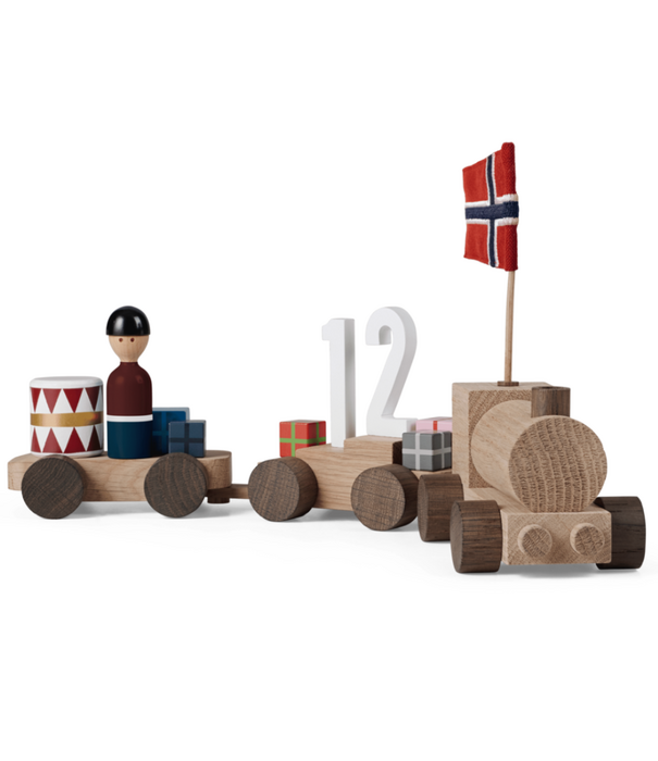 Kay Bojesen  Birthday Train , eiken