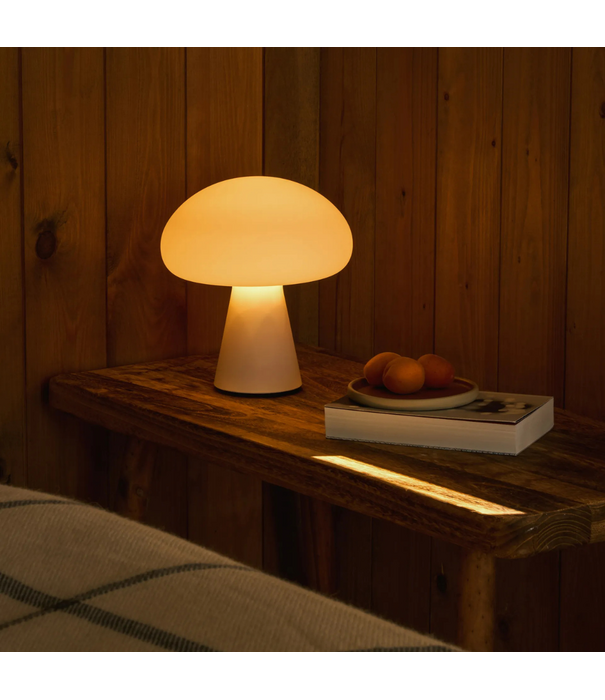 Gubi  Obello Portable Lamp, powder pink