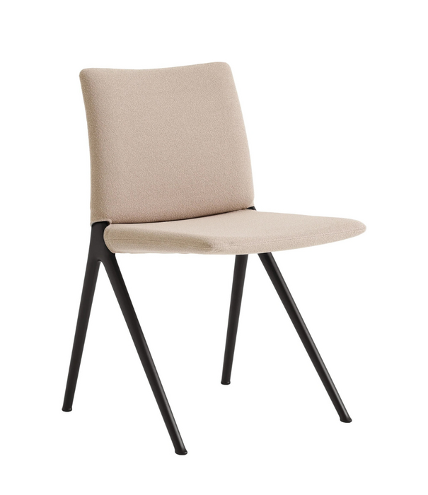 &Tradition Kape IF7 Chair fully upholstered