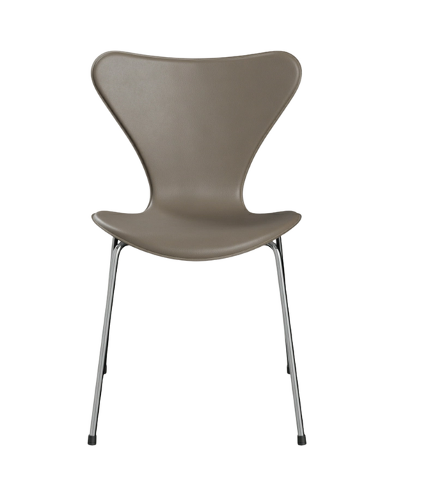 Fritz Hansen Fritz Hansen Series 7 Edge Sewn slate grey leather, chrome legs