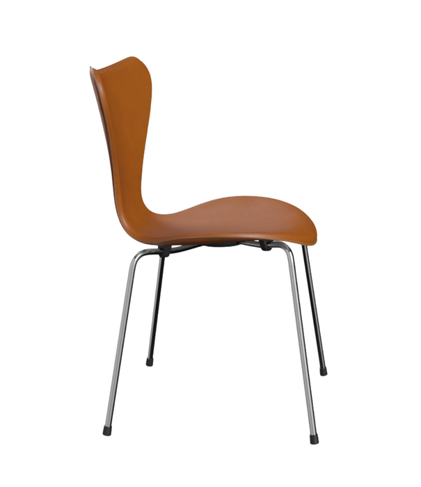 Fritz Hansen Fritz Hansen Series 7 zadelbruin leer, chroom poten