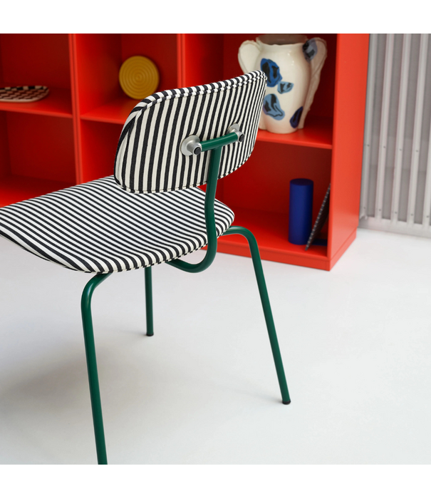 Montana Furniture  Kevi 2060 Eetkamerstoel stof Mads Norgaard, stalen onderstel