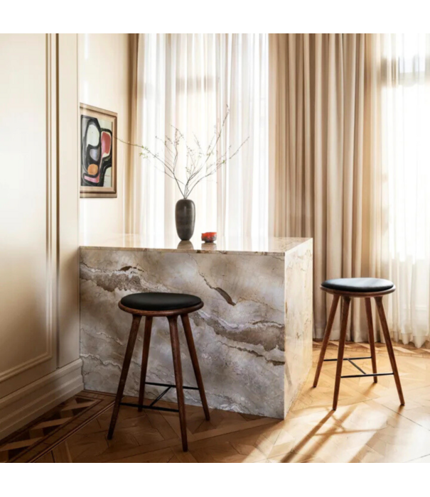 Mater Design  Mater High Stool Barkruk geolied eiken, zitting gestoffeerd 69cm