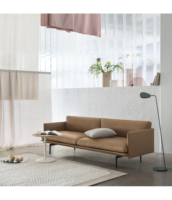 Muuto Outline 3,5-zits Bank Fiord 151, voet zwart