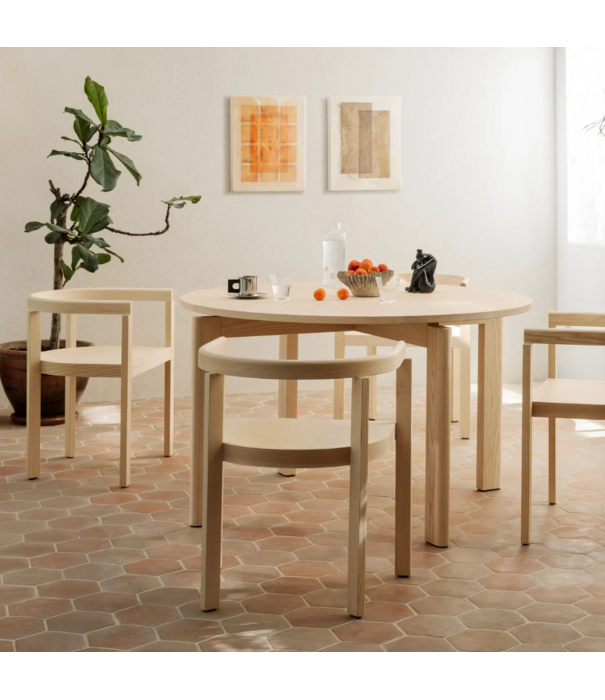 Fritz Hansen Fritz Hansen After dining table MA410 ash Ø120