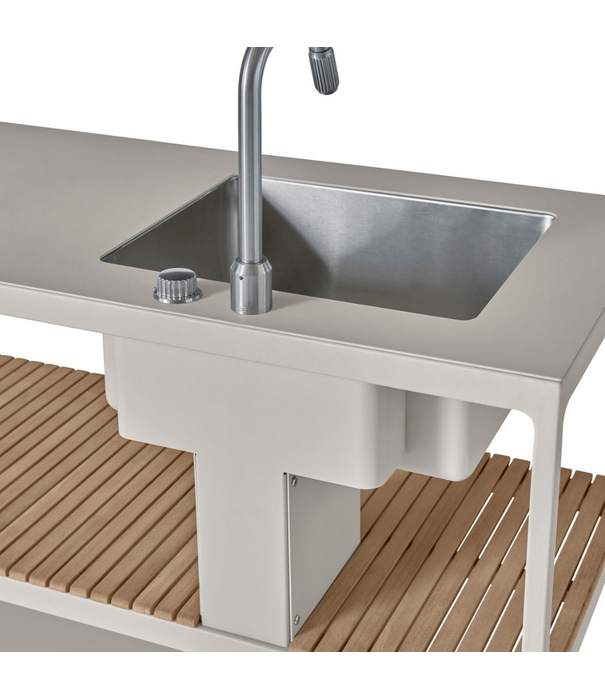 Vipp  740 Open-Air Kitchen with sink