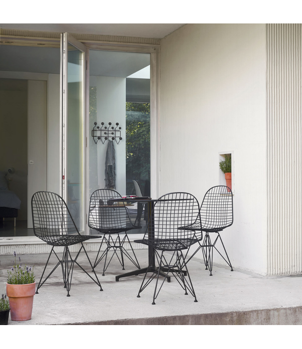 Vitra  Eames Hang It All kapstok walnut natural