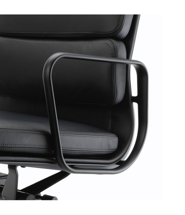Vitra  Soft Pad Chair EA 217 Office Chair black premium F leather
