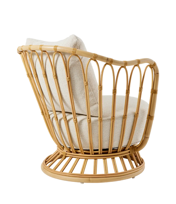 Gubi  Grace Outdoor Lounge Chair, natural - Plutarco 158