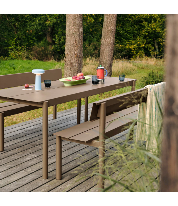 Muuto Muuto Linear Steel Table burnt orange 140cm