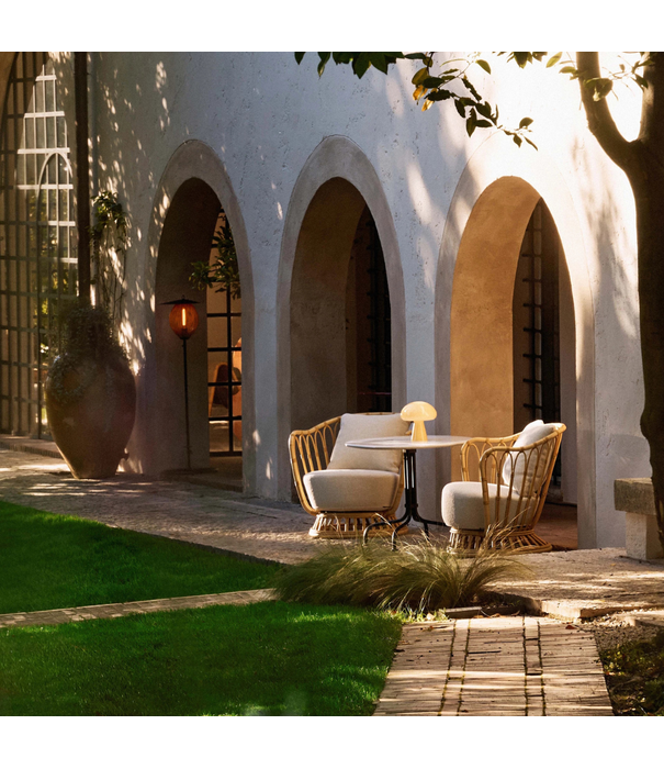 Gubi  Gubi  Obello Portable Lamp Powder Pink