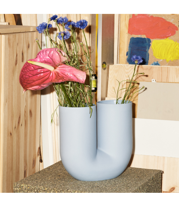 Muuto Kink Vase Light Blue