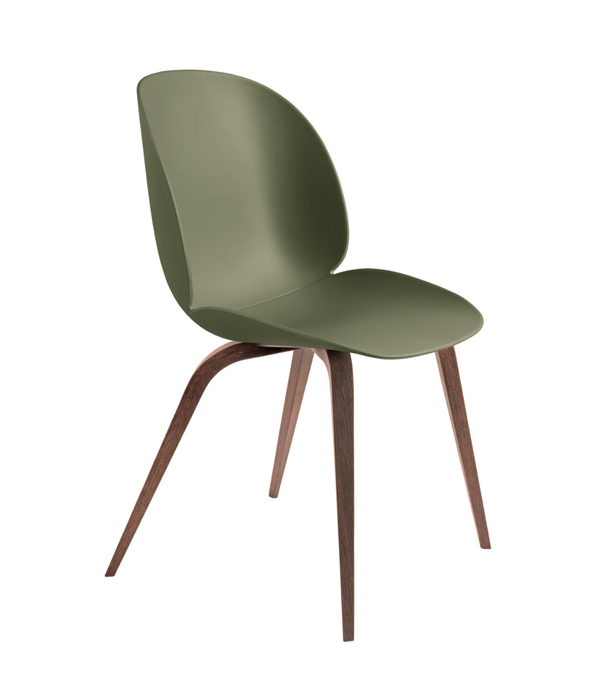 Gubi  Gubi Beetle dining chair recycled plastic, walnut wood base
