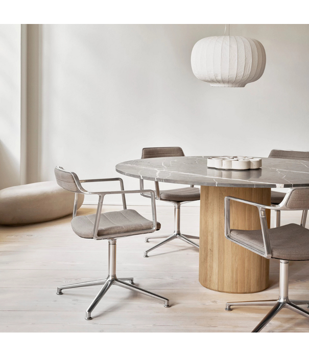 Vipp  Vipp 495 Cabin Dining Table Round 150cm