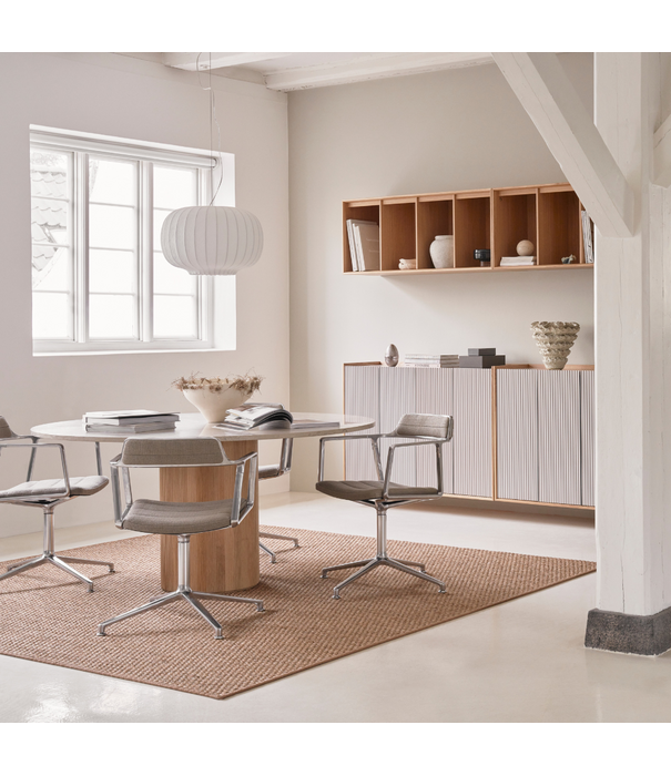 Vipp  Vipp 494 Cabin Eettafel Rond 130cm