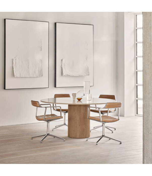 Vipp  Vipp 494 Cabin Dining Table Round 130cm