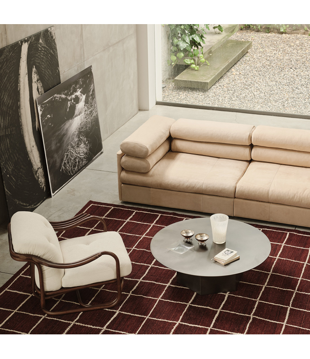 Gubi  Gubi Elegio 3-seater Sofa, fustagno 01 cream