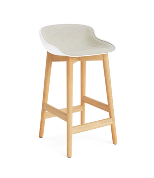Normann Copenhagen Hyg Barstool oak / white - front Remix H65