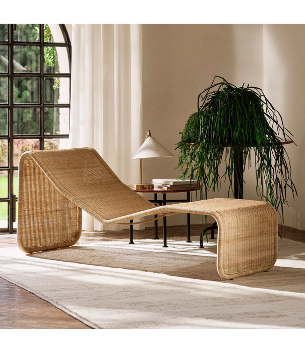 Gubi  Gubi P3S Outdoor Chaise Longue rattan natural