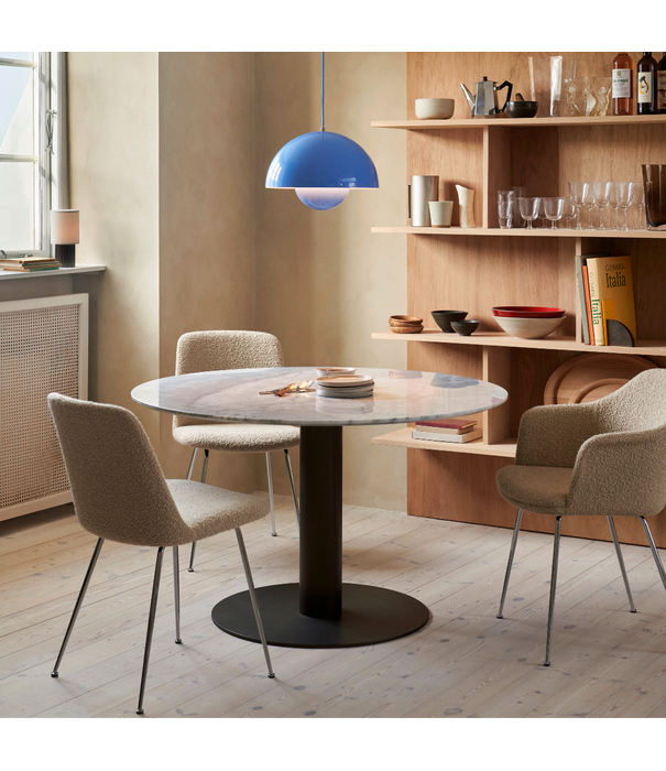 &Tradition Rely HW36 Eetkamerstoel Karakorum, zwart poten