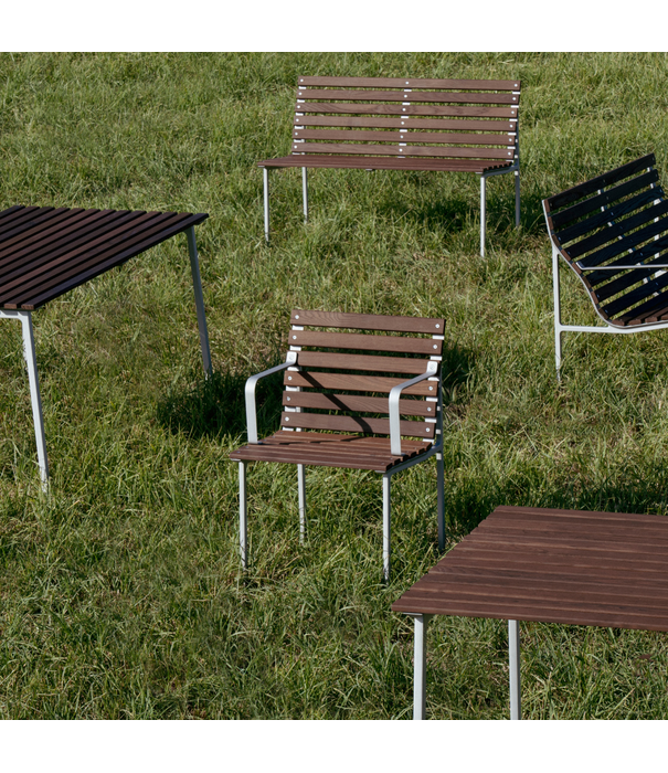 Hay  Hay Traverse Armchair oiled ash, aluminium frame