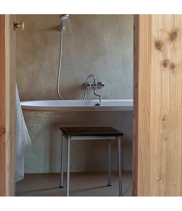 Hay  Hay Traverse Stool oiled ash, aluminium frame
