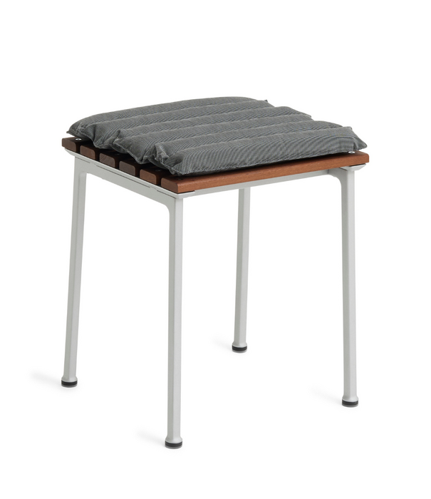 Hay  Hay Traverse Stool geolied essen, aluminium frame