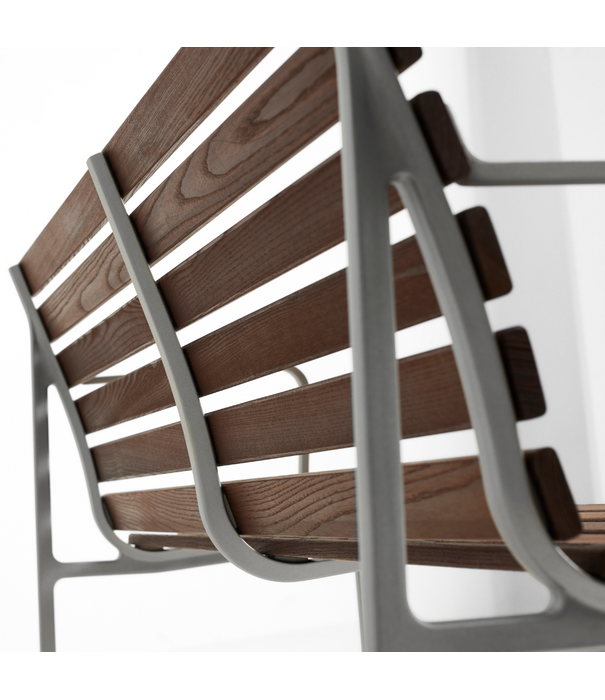 Hay  Hay Traverse Dining Bench  with armrests